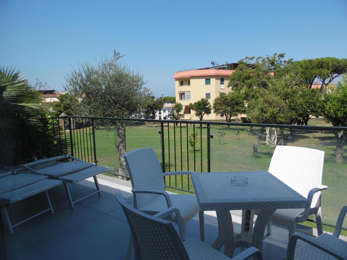 Villa Bianca Castellammare di Stabia Eksteriør billede